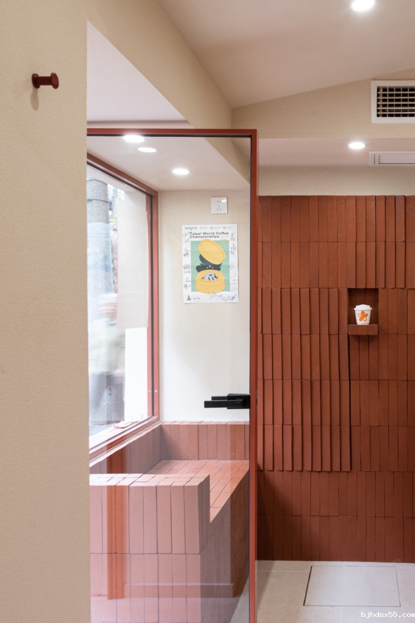 1710590347893181.jpg 08 Aloha Cafe入口休息区,Aloha Cafe Entrance Seat ©Oliver.jpg